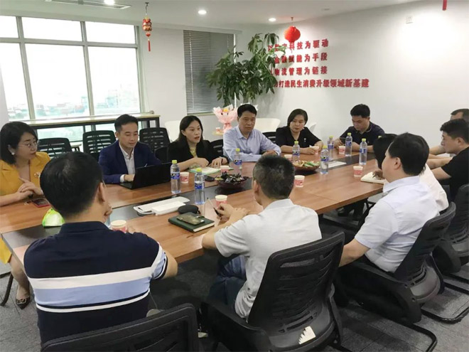 永新昌與云倉配，舉行隆重戰(zhàn)略合作簽約儀式。強強聯(lián)手，合作共贏